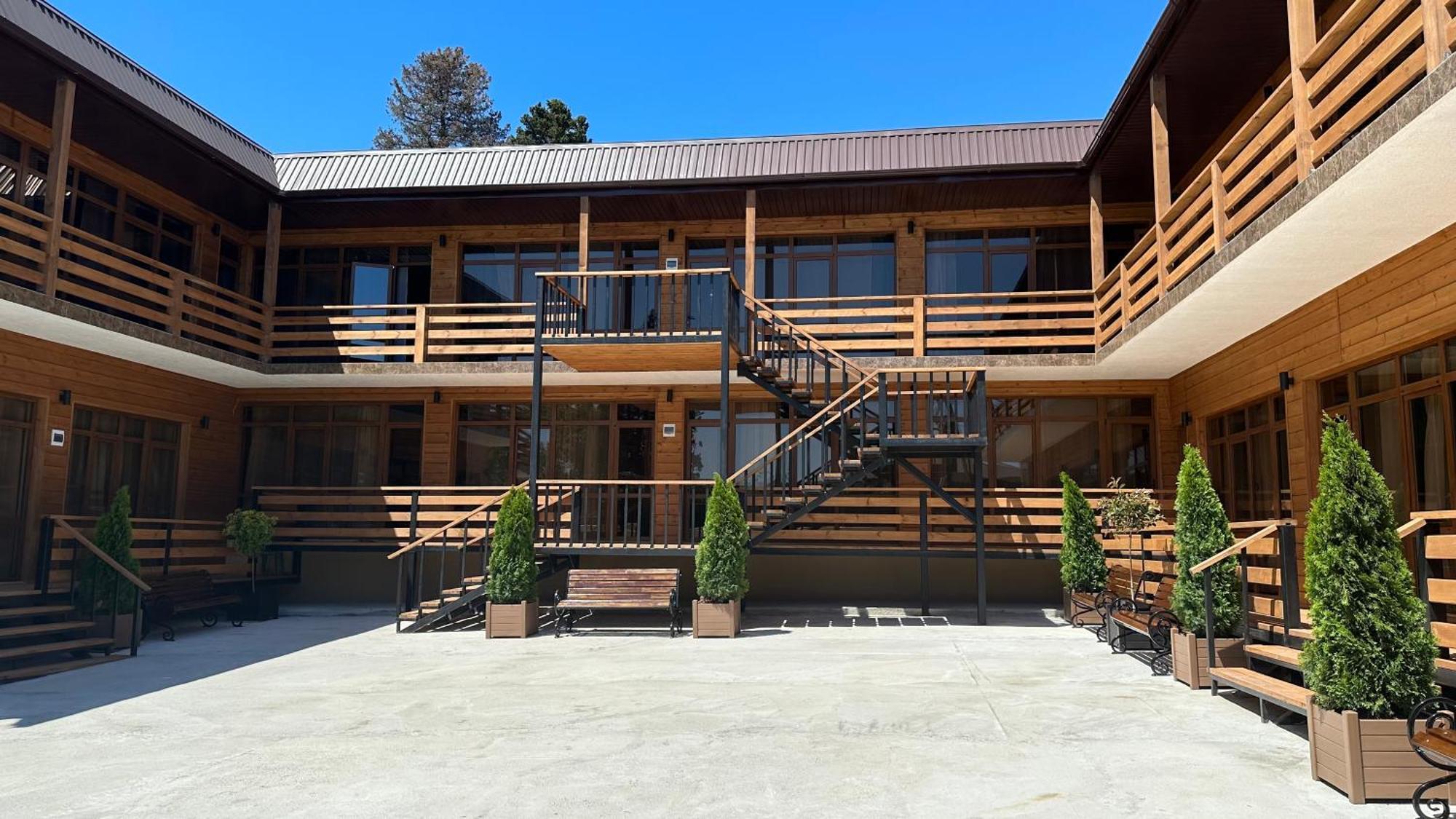 Лилия Hotel Gudauta Exterior photo